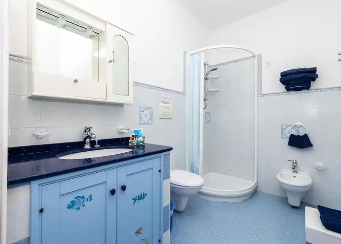 Lauricella 3* ליפארי